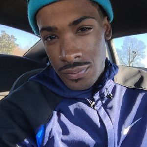 Meet your Posher, Adrian